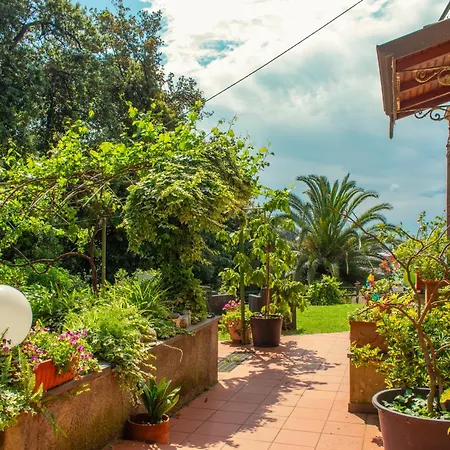 Caligo Secret Garden Vicino Alle Cinque Terre Oda ve Kahvaltı
