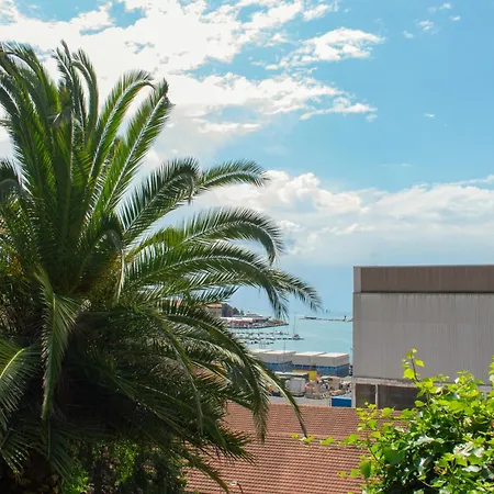 Bed & Breakfast Caligo Stanza Privata In D'epoca Con Giardino E Vista Mare La Spezia