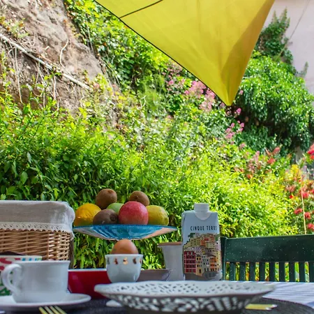 Caligo Secret Garden Vicino Alle Cinque Terre 3*