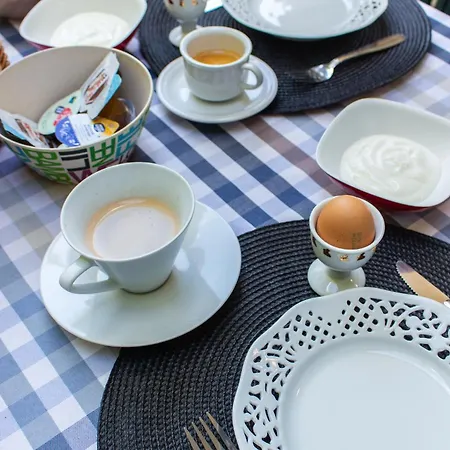 Bed & Breakfast Caligo Stanza Privata In D'epoca Con Giardino E Vista Mare