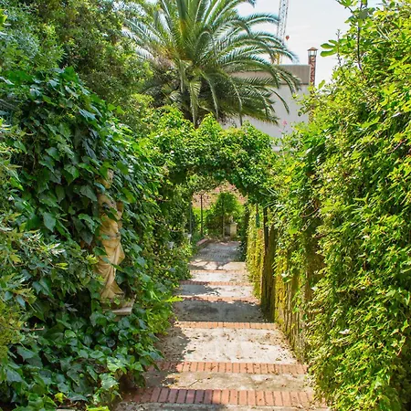 Caligo Secret Garden Vicino Alle Cinque Terre