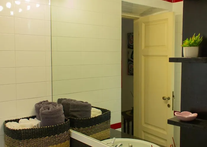فندق مبيت وإفطار Caligo B&B Secret Garden Villa Room Vicino Alle Cinque Terre لا سبيتسْيا