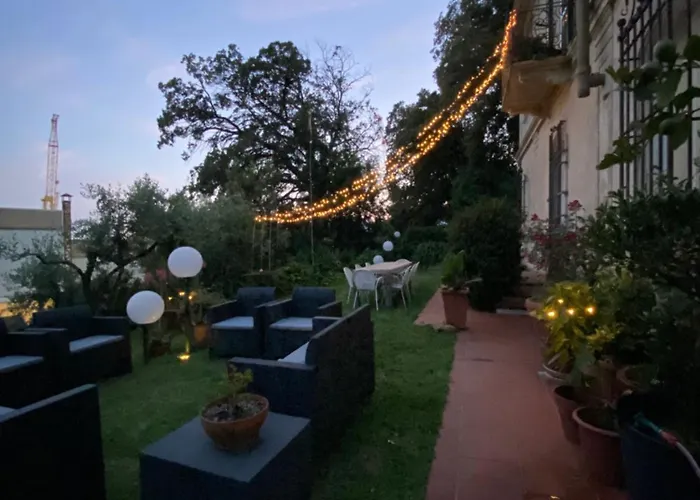 Caligo B&B Secret Garden Villa Room Vicino Alle Cinque Terre Bed & Breakfast