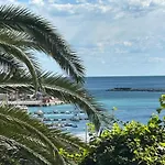 Bed & Breakfast Caligo Stanza Privata In D'epoca Con Giardino E Vista Mare
