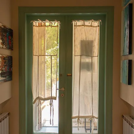 住宿加早餐酒店 Caligo Stanza Privata In D'epoca Con Giardino E Vista Mare