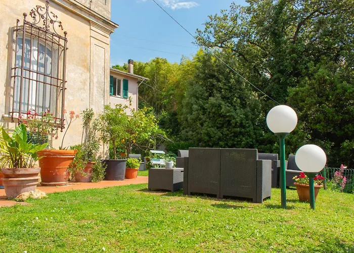 Caligo B&B Secret Garden Villa Room Vicino Alle Cinque Terre Λα Σπέτσια