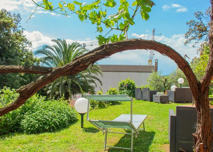 Caligo B&B Secret Garden Villa Room Vicino Alle Cinque Terre