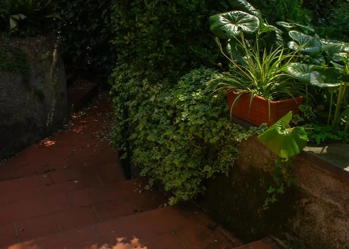 Bed and Breakfast Caligo B&B Secret Garden Villa Room Vicino Alle Cinque Terre 3*